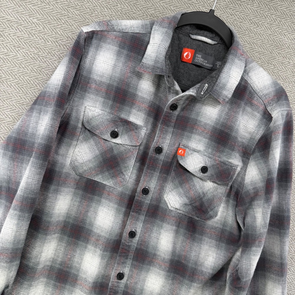 The American Outdoorsman Latge Mens Grey Red Plaid Flannel Shirt Cotton Workwear